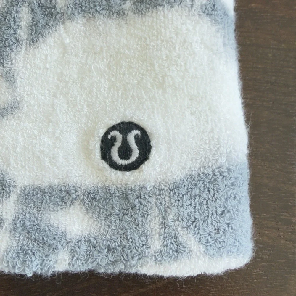 Lululemon Pair, 2-Pieces, White Gray High-Pile Cotton Terry Wristbands One Size - Picture 6 of 6